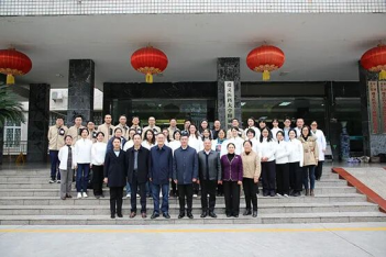 山海情深 医路同行 上海交大医学院赴遵医附院开展考察交流和大型义诊1223.png