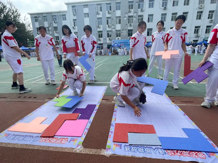 科创引领未来 樱花逐梦航程 北京市樱花园实验学校数理科技节开幕