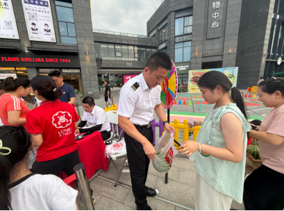 【轨商联动送清凉 趣味服务暖民心】—7号线木里区域联合越溪购物中心开展便民主题活动173.png