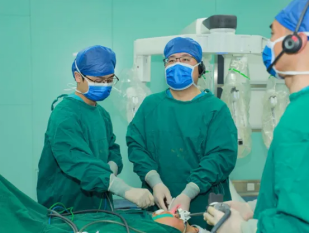 精进技术不辍 守护生命不已 遵医附院技术赋能提升健康成色389.png