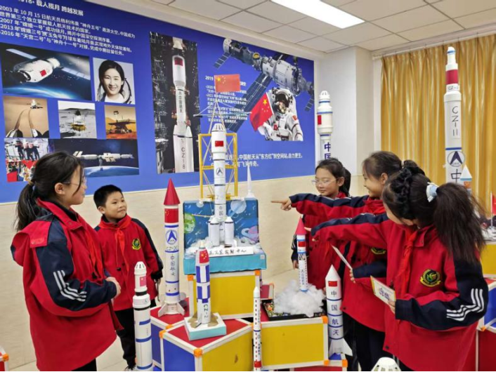 1_星梦筑九天 奇思润生活——山西太原山水城小学第四届校园科技周活动隆重启幕(1)1371.png