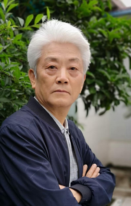 艺海独行开新境 墨韵丹心写人生 —— 记多才多艺的文化名家罗少模33.png