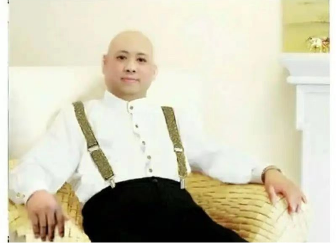 无笔开新境 翰墨贯中西——记国礼艺术大家黄福霆24.png