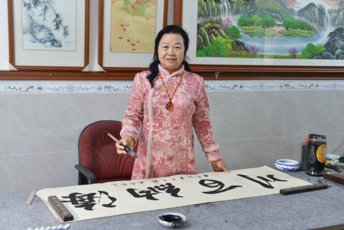 墨香伴余生 银龄写芳华——记书法家刘春燕艺术之路25.png