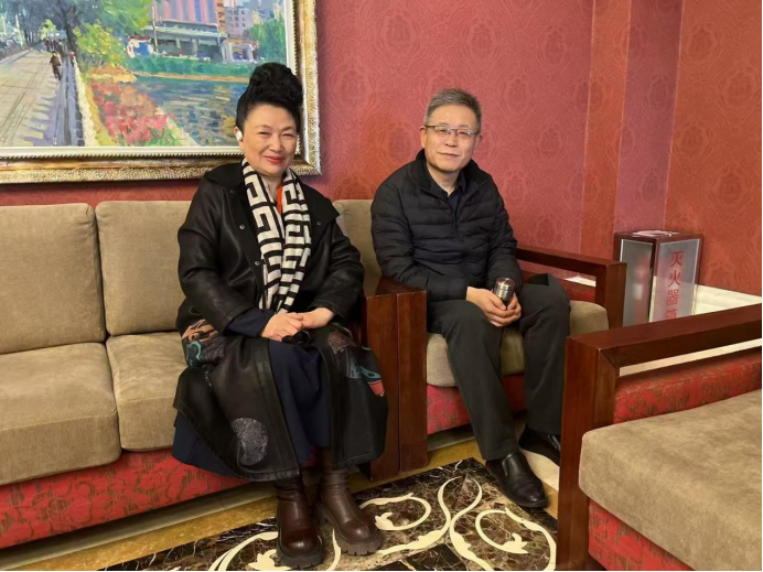 评马碧谦现象:传统智慧与现代疗愈的跨界交响932.png