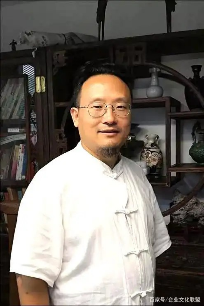 方胜浩:笔墨风采—艺无止境15.png