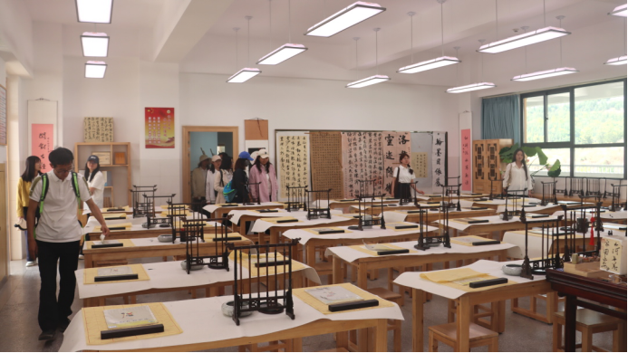 校际交流凝合力 互学共进谱新篇__昆明市呈贡区第三小学赴安宁市第二小学开展交流活动1152.png