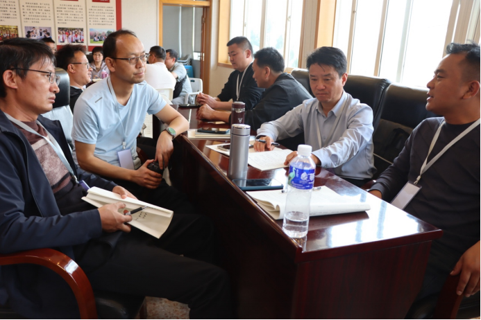 云南省第二轮“万名校长培训计划”(第四期)跟岗研修活动在安宁中学顺利开展7782.png