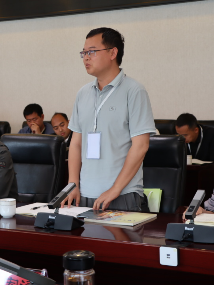 云南省第二轮“万名校长培训计划”(第四期)跟岗研修活动在安宁中学顺利开展7284.png