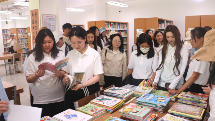 校际交流凝合力 互学共进谱新篇__昆明市呈贡区第三小学赴安宁市第二小学开展交流活动1598.png