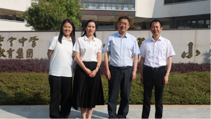 校际交流凝合力 互学共进谱新篇__昆明市呈贡区第三小学赴安宁市第二小学开展交流活动4099.png