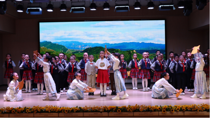 云南安宁市第二小学:在朗朗书声中领悟文化精髓,在菁菁校园里涵养精神品格1764.png