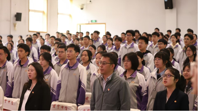 安宁市“春风十里正青春 螳川青年建新功”五四主题团日活动在安宁中学举行 (1)890.png