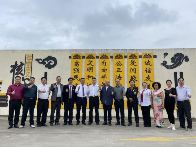 29.张天林,中华英才人物报道398.png