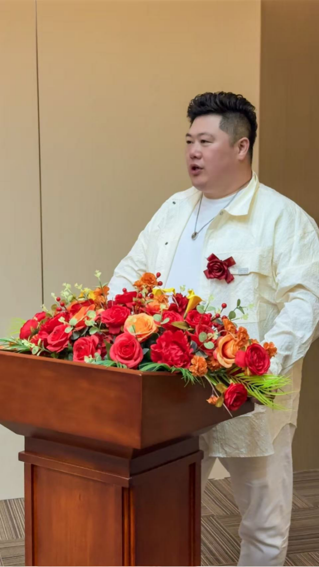 1.王宏飞《中华英才》官网报道464.png