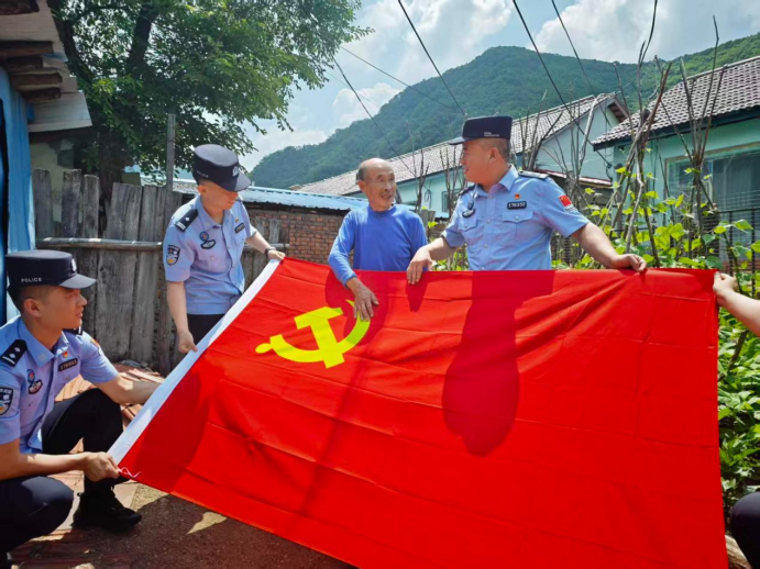 聆听红史悟初心-赓续血脉践使命136.png