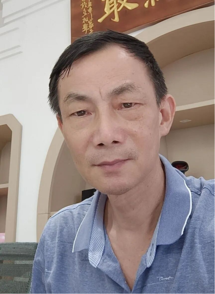 邓希强——中华英才0.png