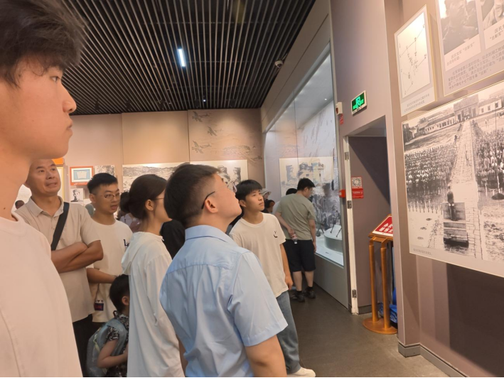 贵州交通职业大学一团队入选“青春长征”专项研学团队并开展社会实践343.png