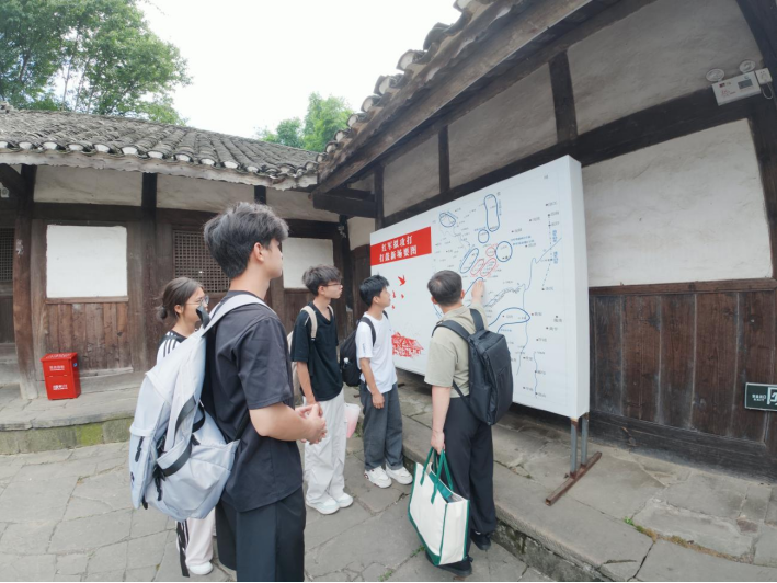 贵州交通职业大学一团队入选“青春长征”专项研学团队并开展社会实践619.png