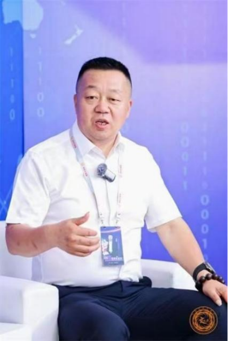 经纬织匠心 实干启新程——力尚于深耕精纺领域的时代答卷28.png