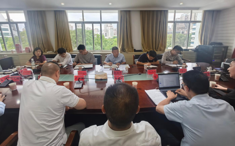 政企聚力谋新篇_科创赋能启新程——御福临集团与南明区政府深化产业合作座谈交流会圆满举行404.png