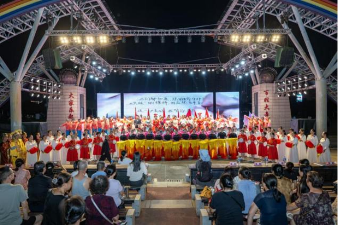 以艺为桥守文脉 桑梓情深向远方——评文化使者张会莲(咏梅)338.png